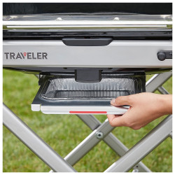 Преносимо барбекю на газ Weber Traveler WB 9010075, 3.5 kW, 63.5x34.3 cm, Емайлирани с порцелан чугунени скари, Горелка от неръждаема стомана, 2 колела, Черен/сребрист