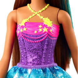 Barbie Dreamtopia Doll, 29 cm, with a sparkly top and colorful skirt, Multicolored