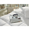 Παπλωματοθήκη Dormeo Emboss 110077668, 200x200 cm, Microfiber Wellsleep, Πλύσιμο έως 40 C, Γρήγορο στέγνωμα, Λευκό