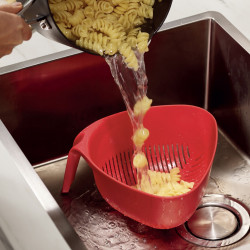 Joseph Joseph Colander 20160, Ergonomic, Quick-draining, Red