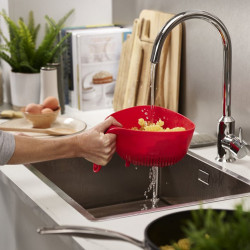 Joseph Joseph Colander 20160, Ergonomic, Quick-draining, Red