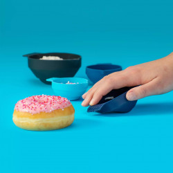 Set of 4 Tasty 678407 collapsible measuring cups, 4 sizes, Silicone, Multicolor