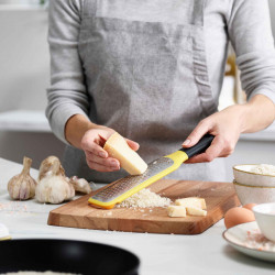 Joseph Joseph GripGrater 20139 Grater, Stainless Steel, Non-Slip Tip, BPA-Free, Yellow/Black