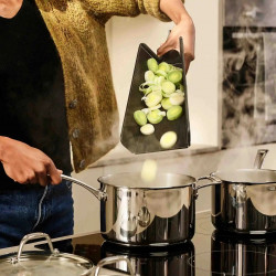 Joseph Joseph Chop2Pot Cutting Board 60202, 37.5 x 21 cm, Foldable, Hook, Black