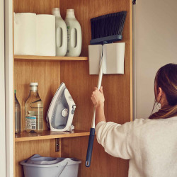 Joseph Joseph 65002 Broom with Wall Mount, 93.6 x 25.6 x 7.8 cm, Non-Slip Handle, Cleaning Comb, Blue