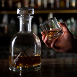 LIITON L20900 Whiskey Glass Set and Bottle, 1 L, 230, 250, 260, 280 ml, 5 pieces, Thickened walls, 3D peak-shaped base, Clear