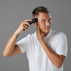 Remington Power X6 HC6000 Hair Clipper, 0.5–35 mm, 90-minute battery life, stainless steel blades, LED display, Gray/Blue