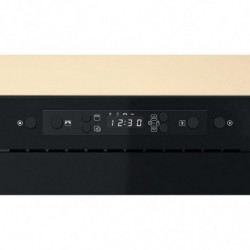 Whirlpool MBNA920B Built-In Microwave Oven, 22 L, 750 W, 4 Shelves, Grill, Defrost, Timer, Automatic Programs, Black