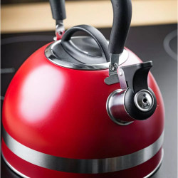 Ceainic cu fluier Kinghoff KH 1853, 1.8 l, Maner izolat termic, Inductie, Rosu/ Inox