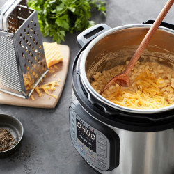 Multicooker Instant Pot DUO 6 112018201, 1000W, 5.7L, 13 programe, 7 functii, Sistem de siguranta, Argintiu/Negru