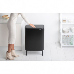 Cos pentru gunoi Brabantia Bo Touch Hi 1001260, 60 L, Inaltat, Deschidere lina si silentioasa, Negru mat