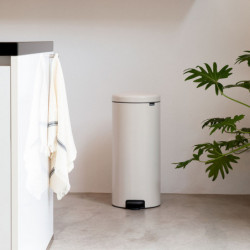 Brabantia NewIcon 1005539 Pedal Bin, 30 L, Soft-Close, Non-Slip Base, Beige