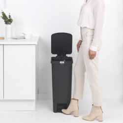 Кош за смет с педал Brabantia StepUp 40L, Dark Grey