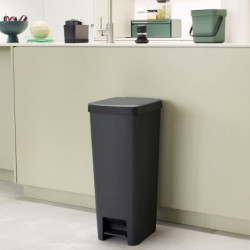 Brabantia StepUp 1005557 Pedal Bin, 40 L, Eco-friendly materials, Large opening, Dark gray
