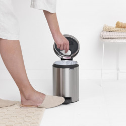 Brabantia NewIcon 649003 Pedal Bin, 3 L, Soft-Close, Non-Slip Base, Fingerprint-Resistant, Stainless Steel/Matte