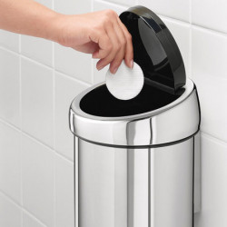 Кош за боклук Brabantia Touch Bin 647210, 3 л, Плавно и безшумно отваряне, Стенен монтаж, Брилянтен инокс