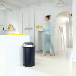 Cos de gunoi Brabantia Touch Bin 647251, 60 L, Deschidere lina si silentioasa, Negru/inox