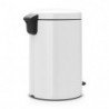 Κάδος με πεντάλ Brabantia NewIcon 649047, 20 l, Ομαλό κλείσιμο, Αντιολισθητική βάση, Μεταλλικός εσωτερικός κάδος, Λευκό