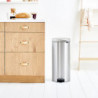 Кош за боклук с педал Brabantia NewIcon 649061, 30 л, Плавно затваряне, Противоплъзгаща основа, Устойчив на пръстови отпечатъци, Инокс/Мат