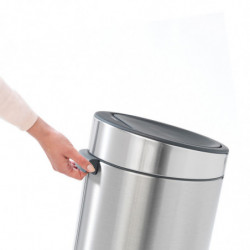 Cos de gunoi Brabantia Touch Bin New 649999, 30 L, Inchidere silentioasa si lina, Alb