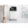 Κάδος Brabantia Bo Touch Hi 1001259, 60 L, Πλευρικά ανοίγματα για μεταφορά, Ρυθμιζόμενα πόδια, Λευκό