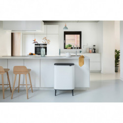 Кош за боклук Brabantia Bo Touch Hi 1001259, 60 л, Странични отвори за пренасяне, Регулируеми крака, Бял