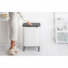 Brabantia Bo Touch Hi 1001263 szemetes, 2x30 l, Falhoz szorosan illeszkedő, Állítható lábak, Fehér