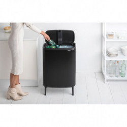 Кош за боклук Brabantia Bo Touch Hi 1001264, 2x30 л, Плътно прилепване към стена, Реглаж на краката, Черен/мат