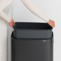 Brabantia Bo Touch 1001274 szemetes, 60 l, sima és csendes nyitás, nagy nyílás, ujjlenyomatmentes, fekete/matt