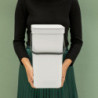 Cos de gunoi colectare selectiva Brabantia Sort&Go 1005511, 12 Ș, Maner, Montabil pe perete, Gri deschis