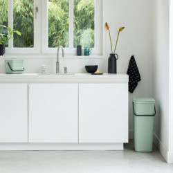 Кош за разделно събиране на боклук Brabantia Sort&Go 1005515, 6 л, Дръжка, Възможност за стенен монтаж, Светлозелен