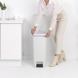 Кош за смет с педал Brabantia StepUp 40L, Light Grey