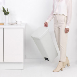 Brabantia StepUp 1005556 Pedal Bin, 40 L, Eco-friendly materials, Large opening, Light gray