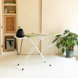 Brabantia B 1005618 Ironing Board, 124x38 cm, 7 height settings, Steam generator holder, Green