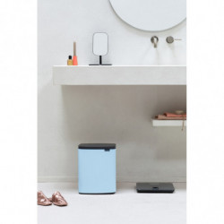 Cos de gunoi Brabantia Bo Small 1006637, 12 L, Deschidere silentioasa si lina, Baza antiderapanta, Albastru deschis