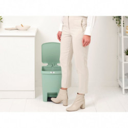 Кош за боклук с педал Brabantia StepUp 1008484, 25 л, Екологични материали, Голям отвор, Светлозелен