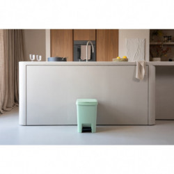 Coș cu pedală Brabantia StepUp 1008484, 25 L, Materiale ecologice, Deschidere mare, Verde deschis