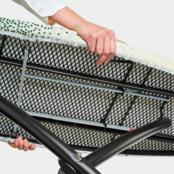 Masa de calcat Brabantia D 1008898, 135x45 cm, 7 pozitii de reglare, Zona de calcat rezistenta la caldura, Galben/Verde