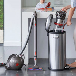 Ηλεκτρική σκούπα με δοχείο Dyson Cin BigBall AbPr, 700W, 1,5l, Κατηγορία Α, Σύστημα Cinetic Cyclone, Αυτοεπιπεδούμενο, Χωρίς αλλαγές φίλτρων, Γκρι/Κόκκινο