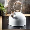 Τσαγιέρα με σφυρίχτρα Kinghoff KH 1860, 2.5 l, Επαγωγή, Ξύλινη λαβή, Λευκό