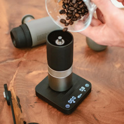 Cantar digital pentru cafea Wacaco Exagram Pro, Pana la 2 kg, g/oz/ml, 3.7V, 700 mAh, TAPA, Timer, USB, Negru