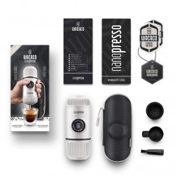 Φορητή μηχανή εσπρέσο Wacaco Nanopresso Chill White, 18bar, 80 ml, Για αλεσμένο καφέ, Δεν χρειάζεται φόρτιση ή μπαταρίες, Θήκη μεταφοράς, Λευκό