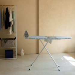 Brabantia B 1005617 Ironing Board, 124x38 cm, 7 height settings, Iron Rest, Light Blue
