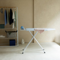 Masa de calcat Brabantia C 1005620, 124x45 cm, 7 pozitii de reglare, Suport fier de calcat, Albastru deschis