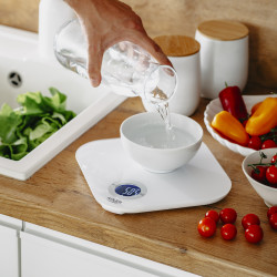Adler AD 3180 Kitchen Scale, Up to 10 kg, Liquid Measurement, TARE, LCD Display, 2 x AAA, White