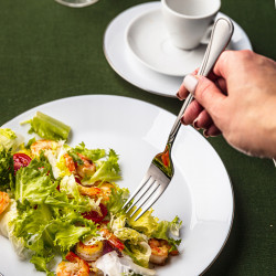 Комплект прибори за хранене Kinghoff KH 3504, 72 части, Куфар, Неръждаема стомана, Инокс