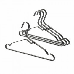 Закачалки за дрехи...