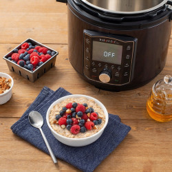 Instant Pot PRO 8 Multicooker 113005701, 1400W, 7.6 L, 28 Programs, 11 Safety Features, Black