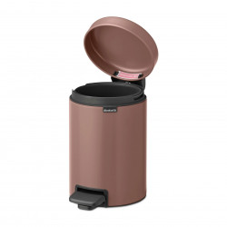 Cos de gunoi cu pedala Brabantia NewIcon 1008837, 3 L, Inchidere lina, Baza antiderapanta, Finisaj satinat, Maro