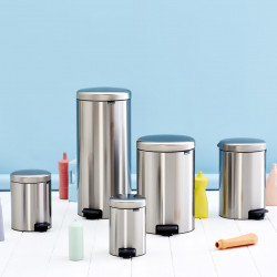 Κάδος με πεντάλ Brabantia NewIcon 649011, 5 L, Εύκολο κλείσιμο, Αντιολισθητική βάση, Inox/Matte